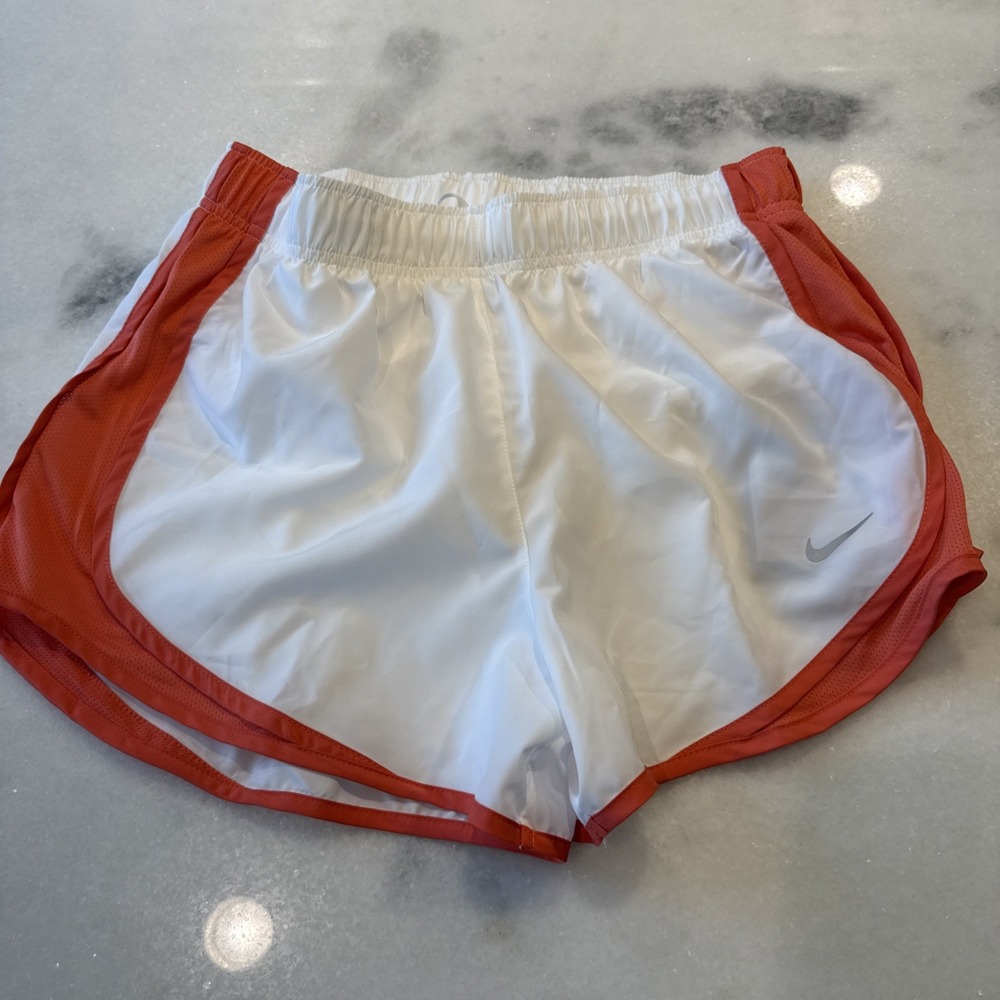 Nike Tempo Running Shorts Womens M White Orange Dri-FIT Mesh Trim HM6096-101